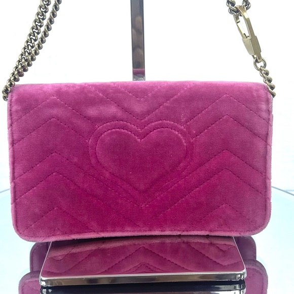 GUCCI GG MARMONT VELVET MINI FLAP BAG FUSHIA AND DIANA CHANEL FLAP BAG BUNDLE - Picture 2 of 9